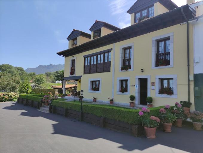 Hotel Casa De Aldea El Frade Ribadesella Esterno foto